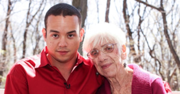 30 year old man dating 90 year old woman 30 year old man dating 90 year old woman